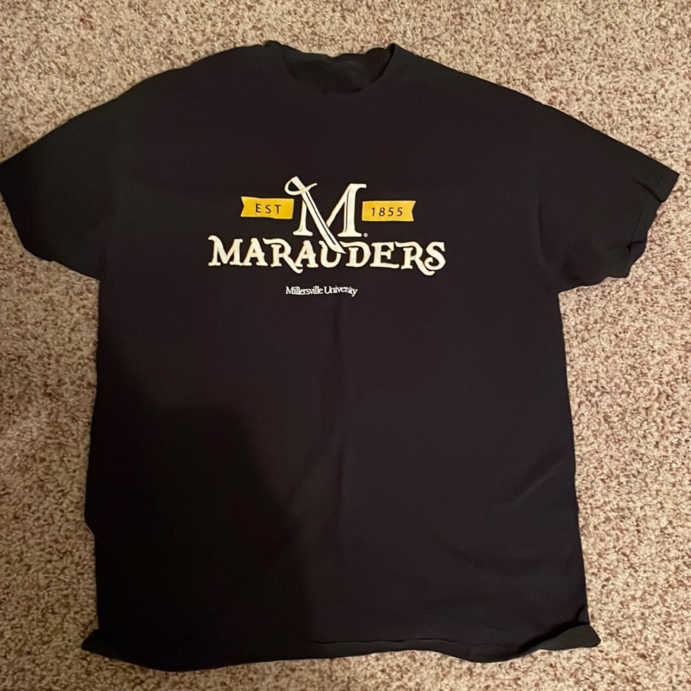college tshirt
